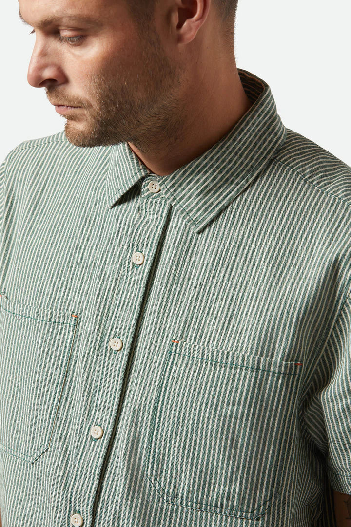Brixton - Buttom up - Assembly S/S Woven - Pine Needle/Whitecap
