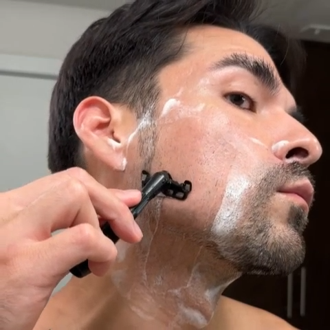 Leaf Shaving - Single Edge Razor - Twig